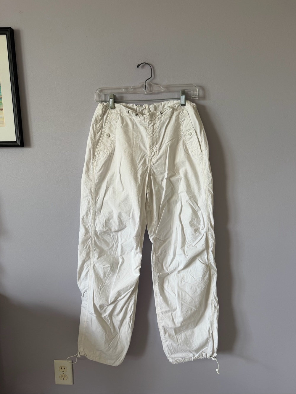 American Eagle Outfitters White Women's Cargo Joggers